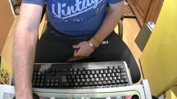 Quaxiiiii  18-11-2021 video strapon